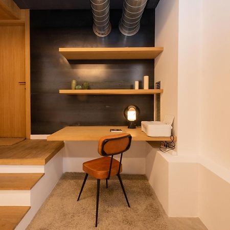 Ferienwohnung Petit Luxe Loft Terrassa Exterior foto