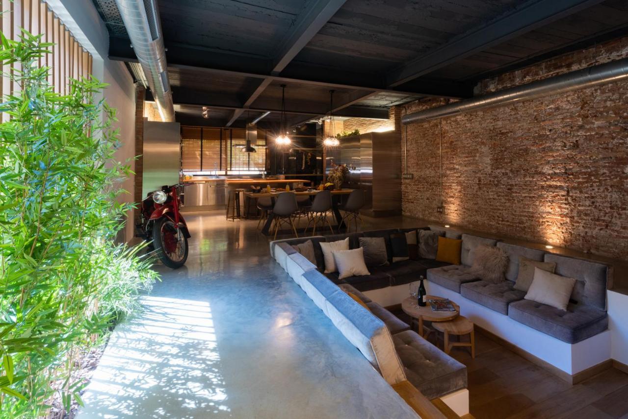 Ferienwohnung Petit Luxe Loft Terrassa Exterior foto